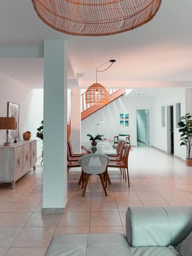 Lanzarote Villa Ascanio - Tap to explore photos