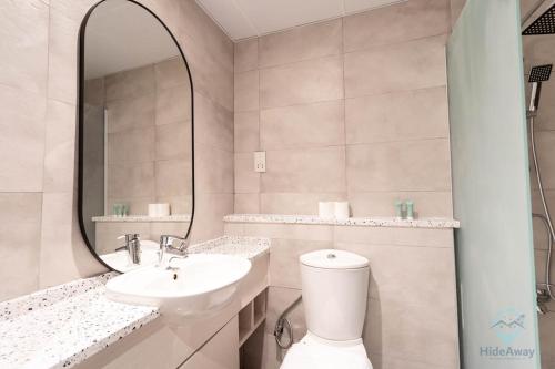 Lake Views Stunning Studio l 1 Min Walk to Metro, Dubaj (fotografie 3)