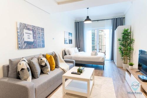 Lake Views Stunning Studio l 1 Min Walk to Metro, Dubaj (fotografie 8)