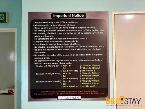 Bandar Saujana Putra Skypark Residence Pool View 8PAX Netflix