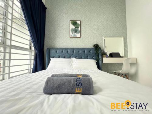 Bandar Saujana Putra Skypark Residence Pool View 8PAX Netflix