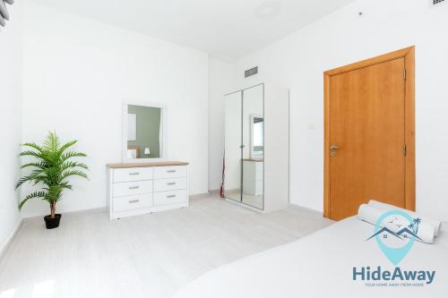 Bright Spacious l 1BR Dubai Marina l 1MIN to Metro, Dubaj (zdjęcie 3)