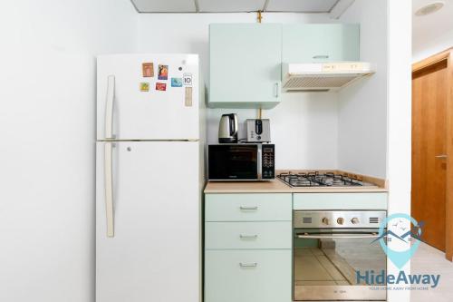 Bright Spacious l 1BR Dubai Marina l 1MIN to Metro, Dubaj (zdjęcie 10)