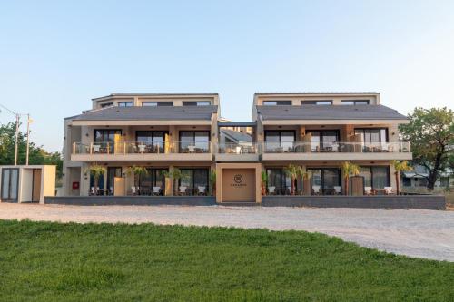 Maraboo Suites 1