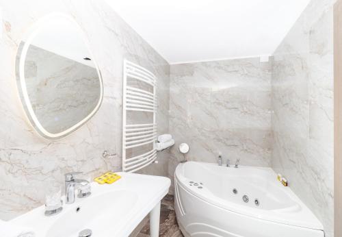 Garni Hotel Leopold I - image 13
