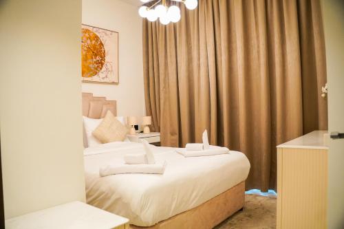 Vserve 2BR Perfect Blend of Luxury Comfort & Convenience, Dubaï (photo 2)