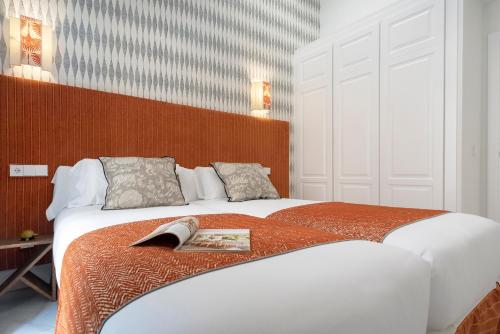 Three-Bedroom Apartment image 7
