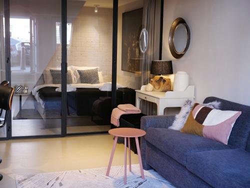 CANAL APARTMENT AMSTERDAM CENTRAL 4p, Амстердам