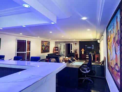 Sumptuous 300 m2 apartment with sea view in Almadies