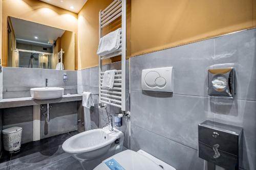 Classic Single Room image 9