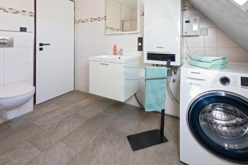 Holiday Home image 4