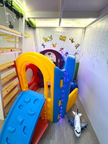 kinderspeeltuin, Ho-Li Safety Parent-Child Inn near LIHPAO Discovery Land