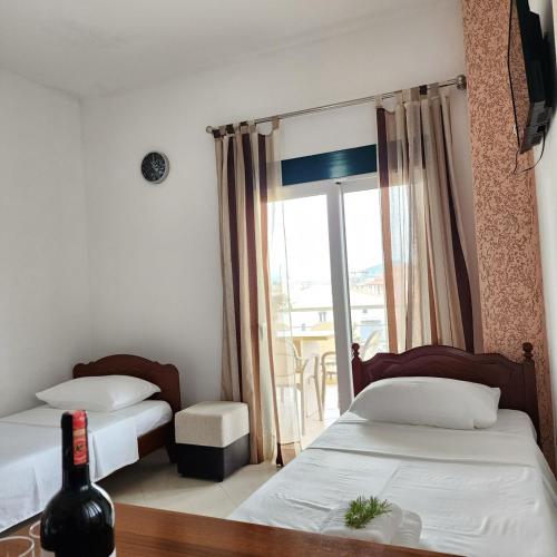 One-Bedroom Apartment image 7