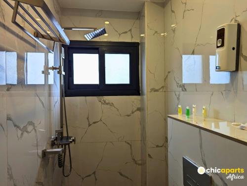 One-Bedroom Apartment image 8