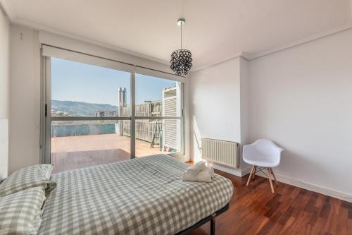 Exclusiva Terraza y parking a 5 min de Bilbao in باراكالدو
