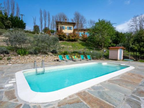 Agriturismo La Rovere - Casale De Rovere in Cossano Belbo