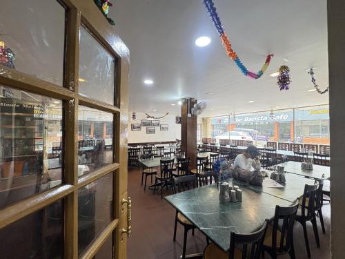 ห้องอาหาร, Hotel SilverLine Regency Munnar in ปัตตาไลน์