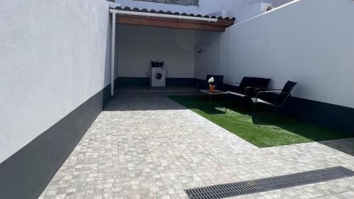 ระเบียง/ชานเรือน, Amazing Blue House in ริเบรา กรานเด