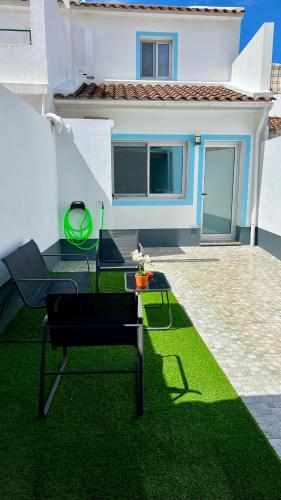 ระเบียง/ชานเรือน, Amazing Blue House in ริเบรา กรานเด