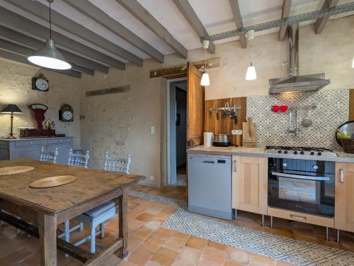 Gîte en Berry au cœur du Parc Naturel avec jardin et parking, 3 chambres, cheminée - FR-1-591-157 (Gite en Berry au cœur du Parc Naturel avec jardin et parking, 3 chambres, cheminee - FR-1-591-157) in Mézières-en-Brenne