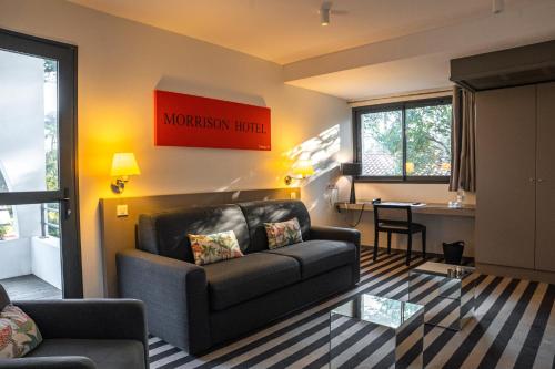 Hotel 202 - image 14