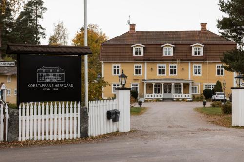 Accommodation in Leksand Municipality