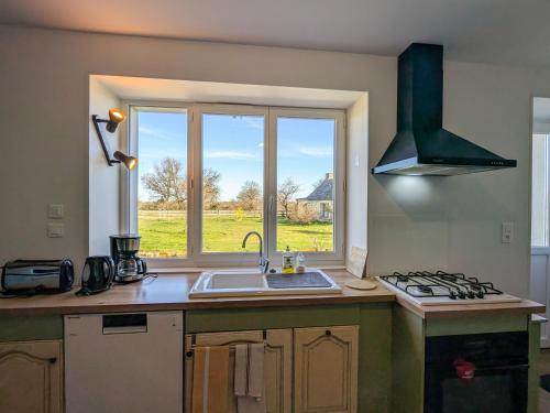 Charmante maison avec piscine en Brenne – 2 ch, jardin, draps et ménage inclus - FR-1-591-315 (Charmante maison avec piscine en Brenne – 2 ch, jardin, draps et menage inclus - FR-1-591-315) in Chenonceaux