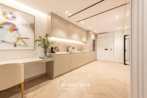 MyHouseSpain - Luminoso piso en Chamberí, Madrid