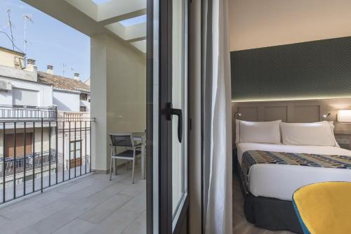 Erkély/terasz, Eurostars Puerta Real near Alcaicería