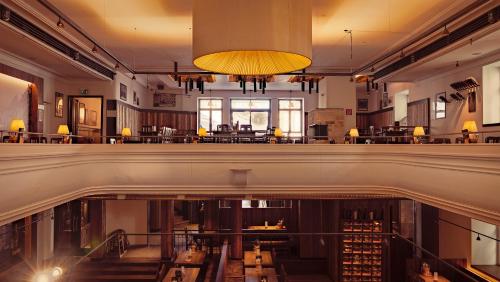 Restaurante, Brauhaus-Hostel König von Flandern (Brauhaus-Hostel Konig von Flandern) in Augsburg