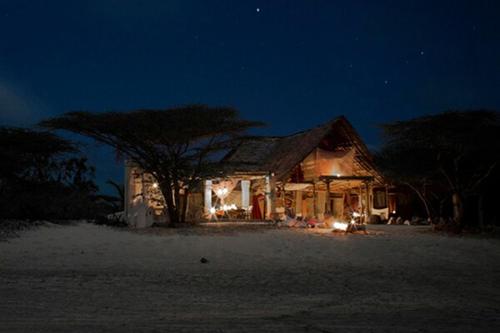 Tanga Nyusi Beachfront Bungalow Manda Island Lamu in 라무 아일랜드