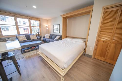 Silver Mill 8211 - image 3