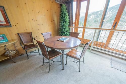 Decatur 1806 - image 10