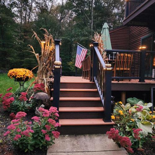 Mystic, Foxwoods, Beaches, Waterpark, Hells Kitchen! in North Stonington
