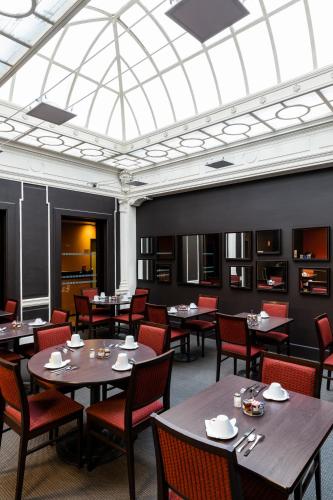 Escale Oceania Marseille Vieux Port - image 12