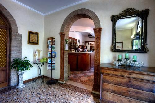 Hotel Castello - image 9