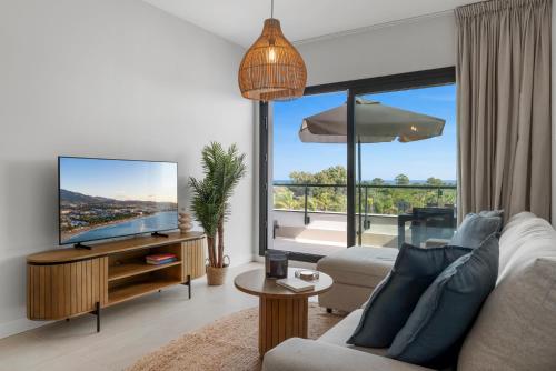 Top Floor Seaview Apartment