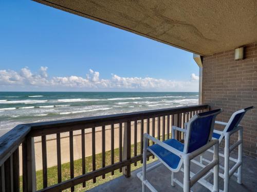 Island House BeachFront Condo Hotel – Corpus Christi, TX