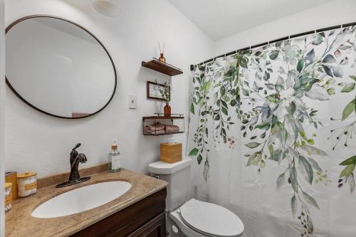 Tallahassee Modern Cozy Home 2bd in Midtown Tallahassee Modern Cozy Home 2bd in Midtown