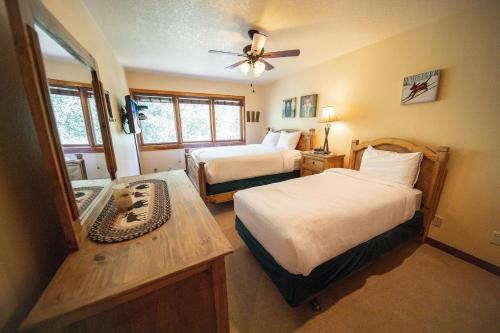 Quicksilver 1659 - image 2