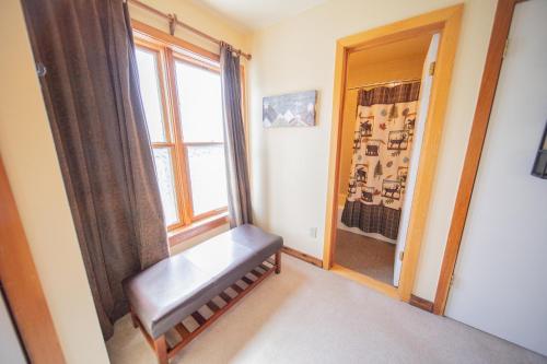 Quicksilver 1659 - image 11