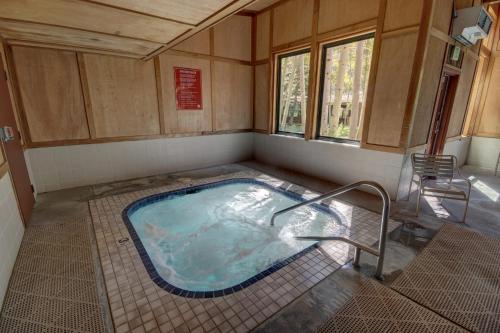 Homestead 2031 by SummitCove Lodging in Keystone, USA