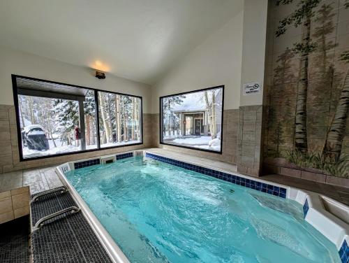 Pines 2047 by SummitCove Lodging in Keystone, USA