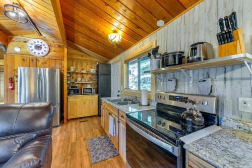 Rustic Idaho Retreat with Deck, Grill and Chiminea! in Island Park, USA