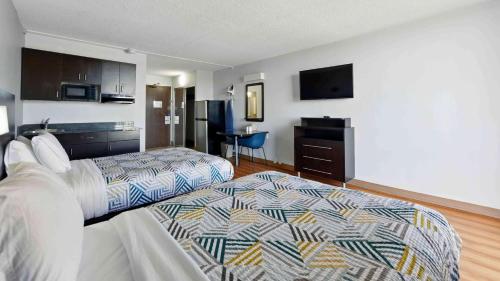 Motel 6-Atlanta GA - Virginia Ave - image 8
