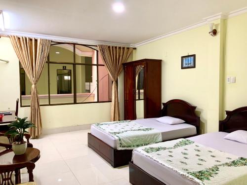 Hung Vuong Hotel — hotel in 148 - 166 Hung Vương Street, Ward 3, Ben Tre City, Bến Tre VN, 00000