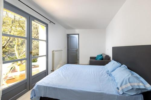 Maison niçoise, jardin, piscine, parking double, Nice (fotografie 5)