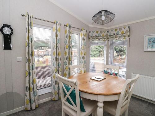 Exterior view, Lodge 2 in Auchterarder