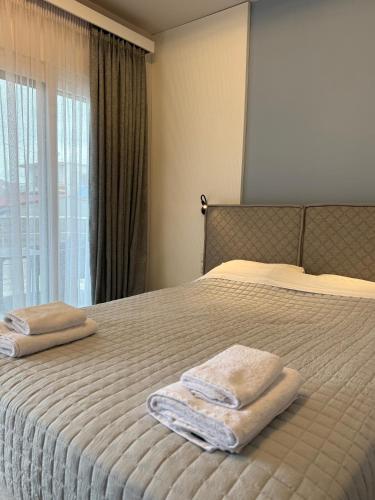 RoomElioti Apartments