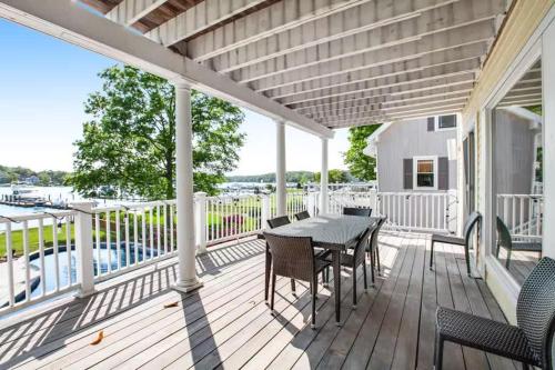 Oasis by the Bay - Waterfront Heated Pool Hot Tub, Annapolis (foto 4)